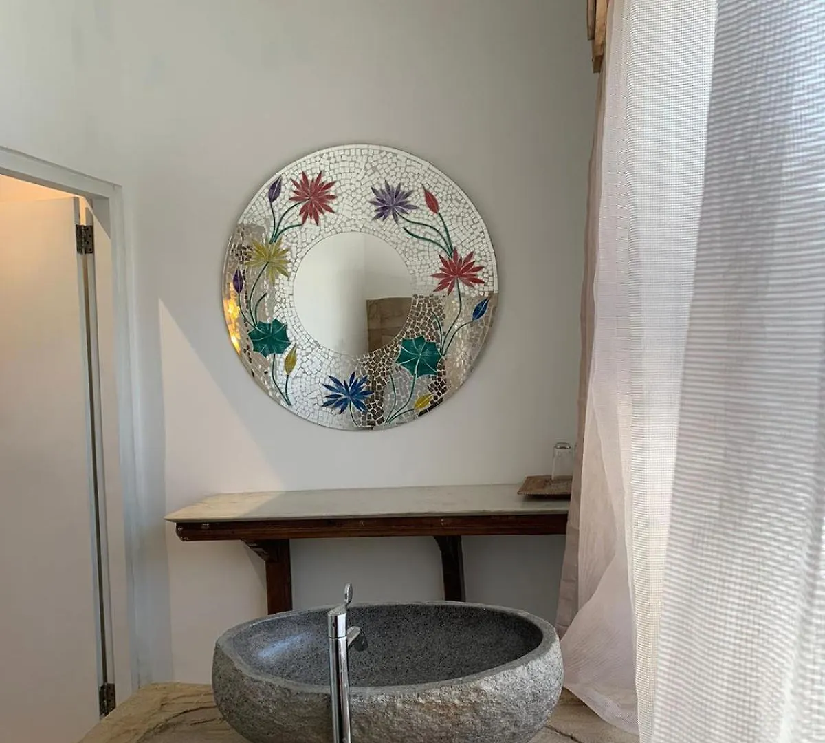 Homestay Lavender Star House Apartment Kuta